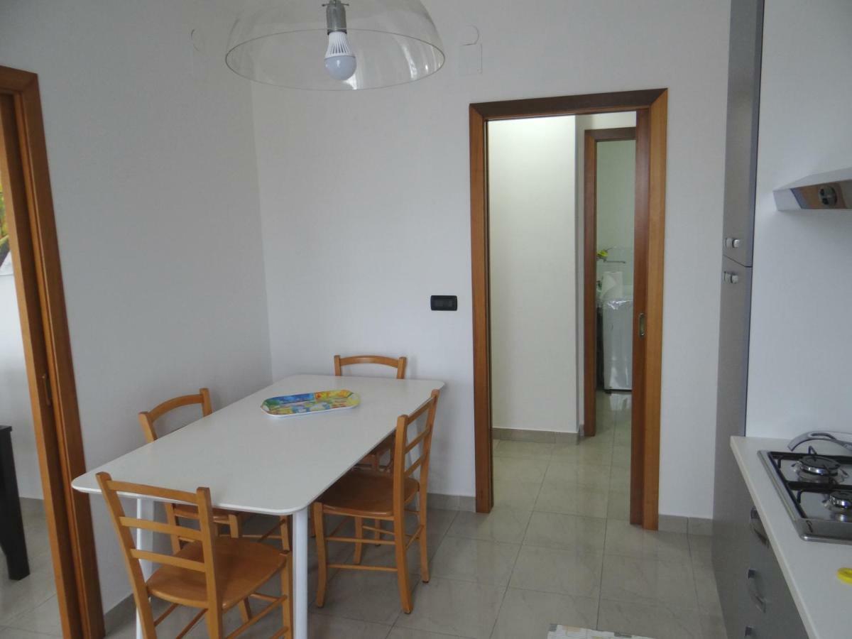 Grande Appartamento Al Mare Martinsicuro Buitenkant foto