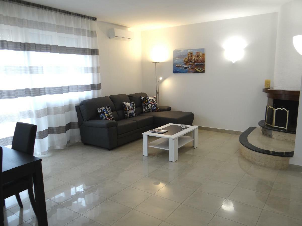 Grande Appartamento Al Mare Martinsicuro Buitenkant foto